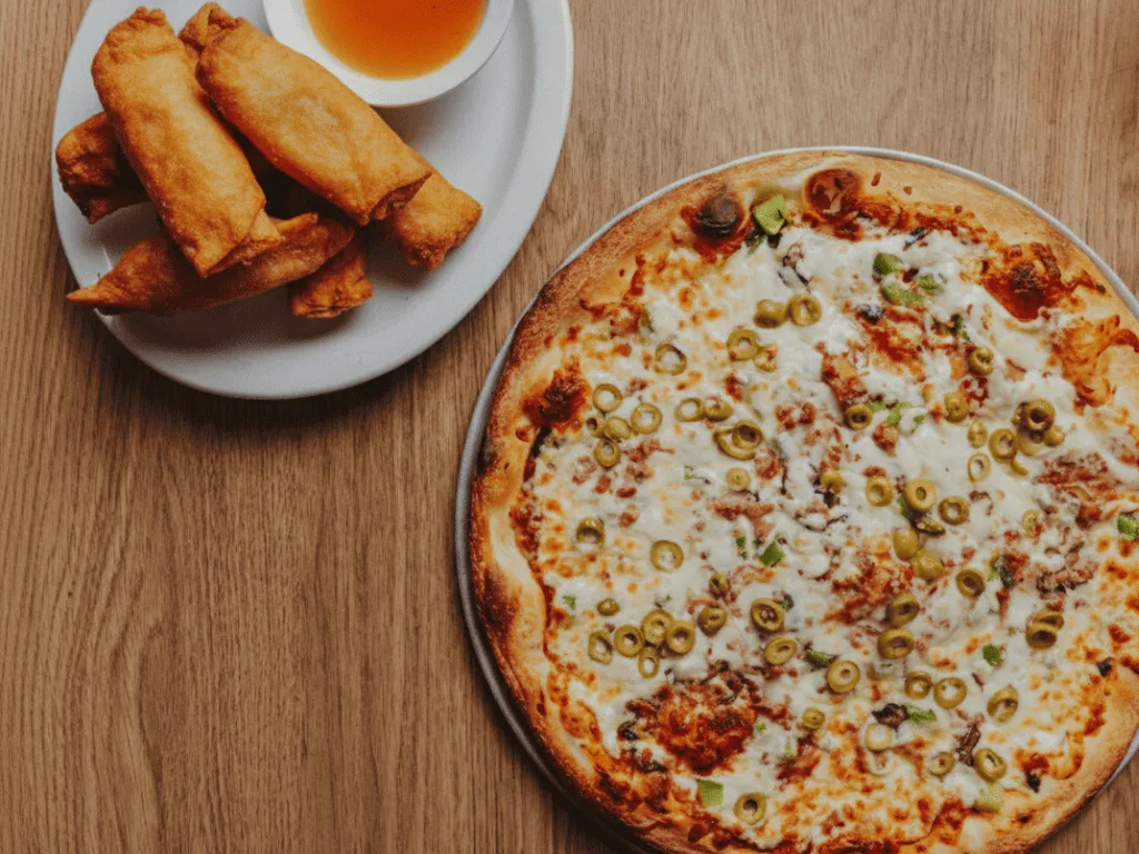 Grande Pizza + 8 Rouleaux Chinois